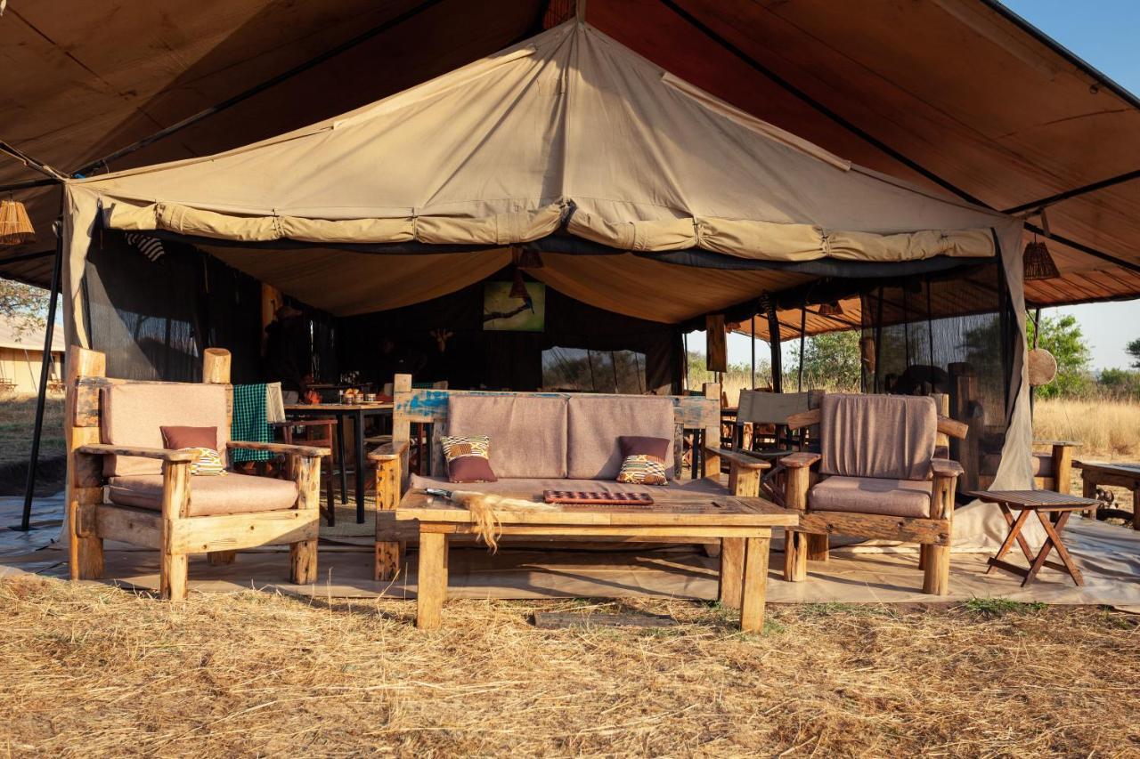 Gnu Mara River Camp Серенгеті Екстер'єр фото