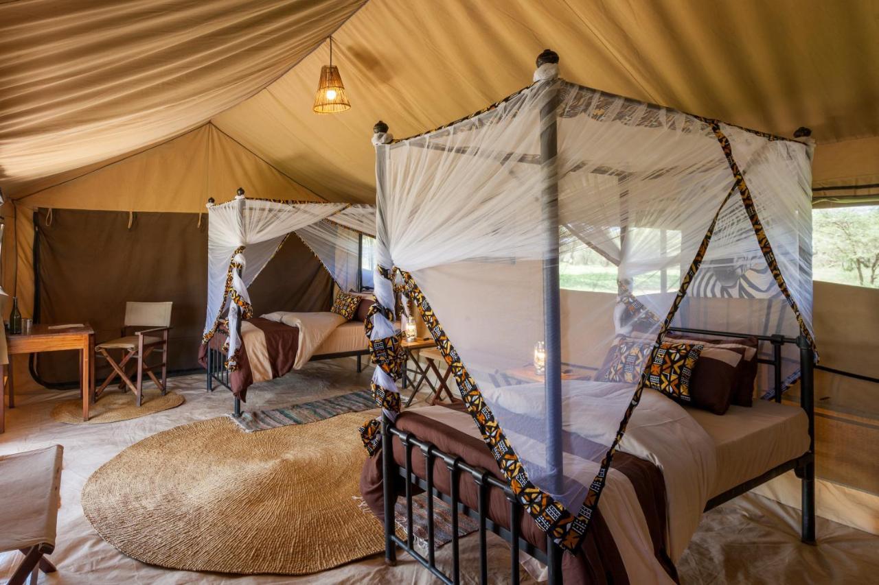 Gnu Mara River Camp Серенгеті Екстер'єр фото