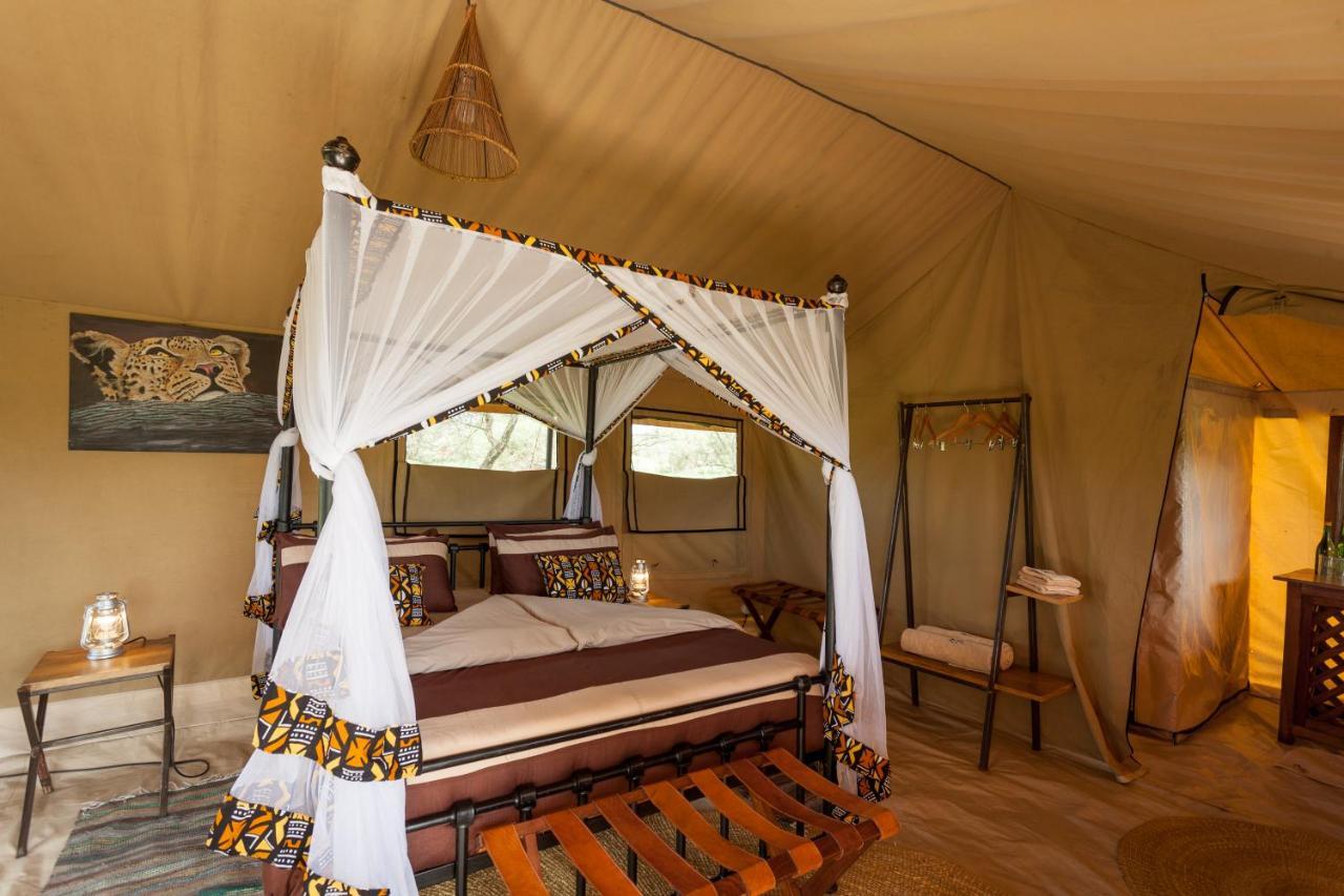 Gnu Mara River Camp Серенгеті Екстер'єр фото