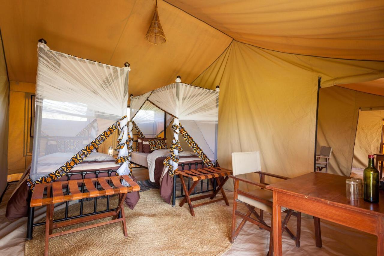 Gnu Mara River Camp Серенгеті Екстер'єр фото