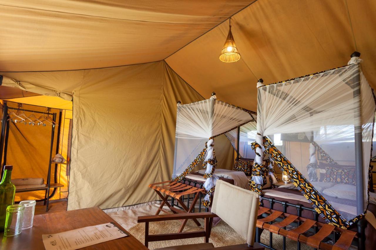 Gnu Mara River Camp Серенгеті Екстер'єр фото